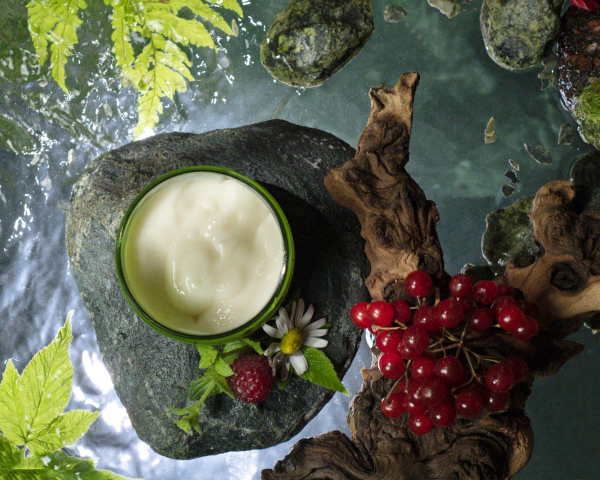 Рецепт домашней косметики Крем-гель для умывания «Лесные ягоды»